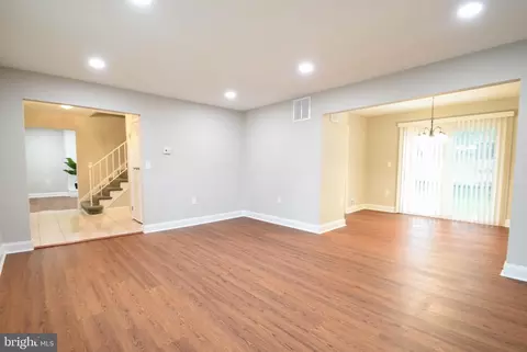 Living - 8514 Magnolia Dr, Lanham, MD 20706 photo 3 of 4