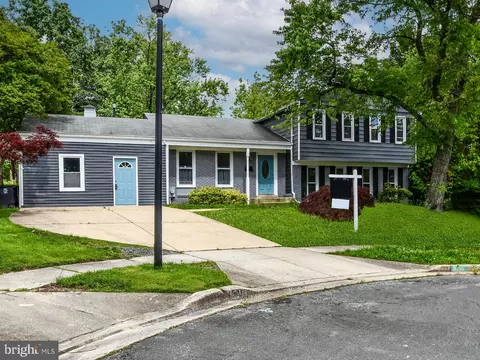 9205 Custer Ter, Hyattsville, MD 20783