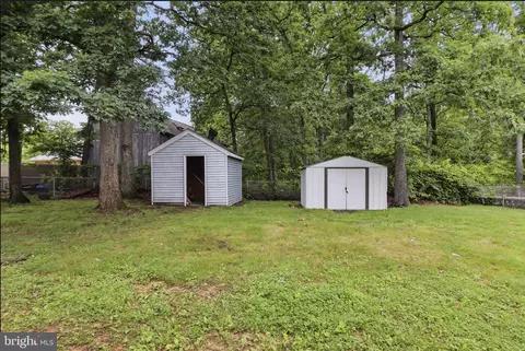 Exterior - 6314 Hardwood Dr, Lanham, MD 20706 photo 4 of 4