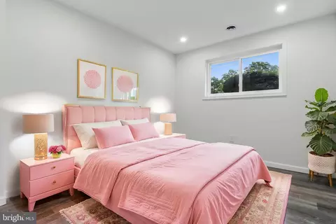 Bedroom - 6314 Hardwood Dr, Lanham, MD 20706 photo 5 of 18