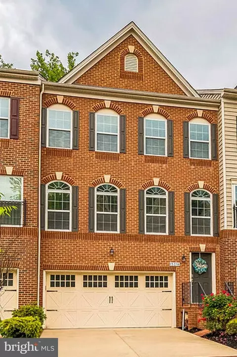 15214 N Berwick Ln, Marlboro, MD 20774