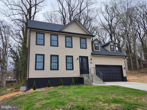 2106 Shadyside Ave, Suitland, MD 20746