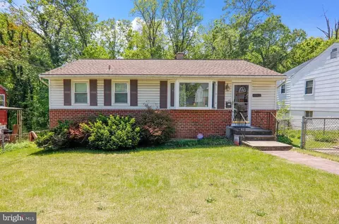 7319 Oliver St, Lanham, MD 20706