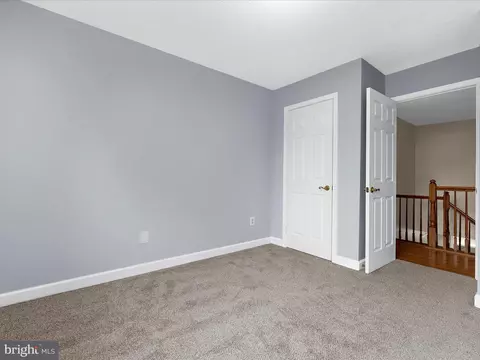 Bedroom - 16103 Arrowroot Ct, Bowie, MD 20716 photo 4 of 8