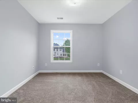 Bedroom - 16103 Arrowroot Ct, Bowie, MD 20716 photo 2 of 8