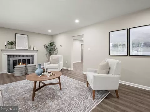Living - 8906 Eastbourne Ln, Laurel, MD 20708 photo 2 of 5
