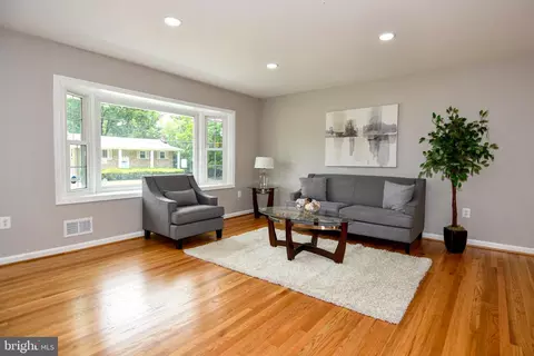 Living - 9616 Small Dr, Clinton, MD 20735 photo 1 of 7