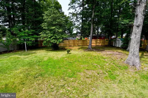 Exterior - 9616 Small Dr, Clinton, MD 20735 photo 5 of 5