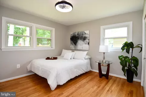 Bedroom - 9616 Small Dr, Clinton, MD 20735 photo 6 of 7