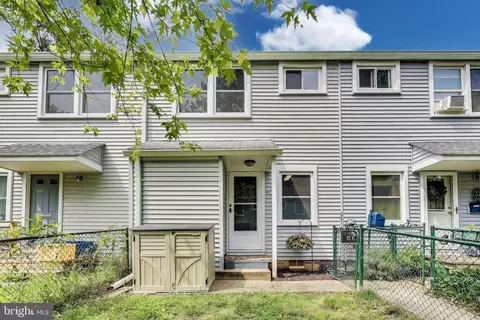 6 Plateau Pl #Z3, Greenbelt, MD 20770