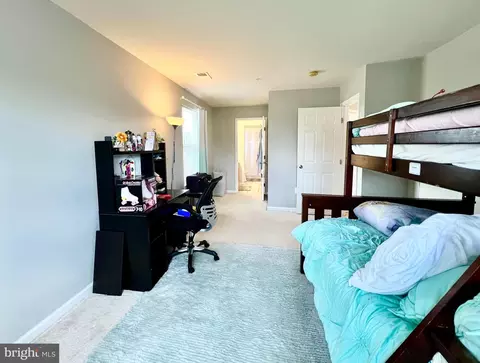Bedroom - 13501 Oaklands Manor Dr, Laurel, MD 20708 photo 6 of 7