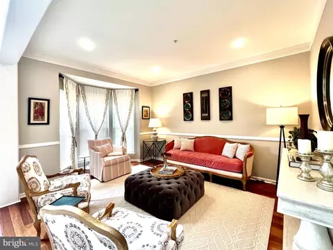 Living - 13501 Oaklands Manor Dr, Laurel, MD 20708 photo 1 of 4