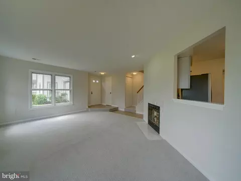 Living - 9309 Player Dr #116, Laurel, MD 20708 photo 7 of 10