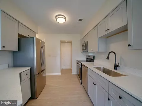 Kitchen - 9309 Player Dr #116, Laurel, MD 20708 photo 6 of 9