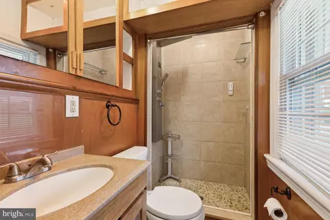 6309 Martins Ln, Lanham, MD 20706 photo 27
