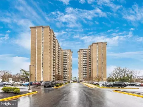 1836 Metzerott Rd #502, Hyattsville, MD 20783
