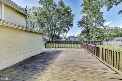Exterior - 9112 3rd St, Lanham, MD 20706 photo 7 of 10