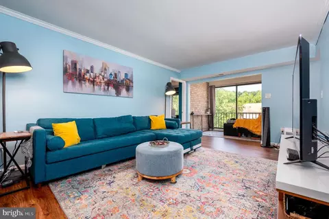 7708 Hanover Pkwy #303, Greenbelt, MD 20770