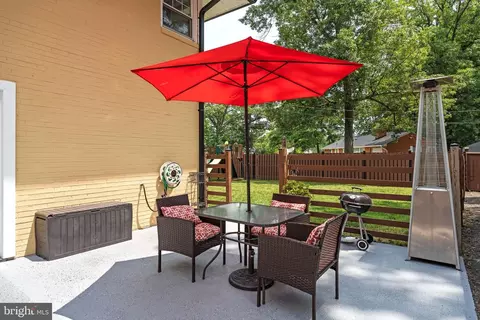Exterior - 6706 96th Ave, Lanham, MD 20706 photo 6 of 11