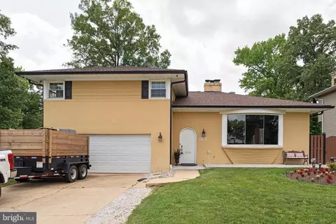 Exterior - 6706 96th Ave, Lanham, MD 20706 photo 2 of 11