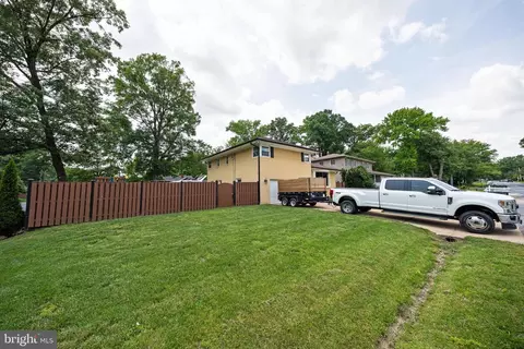 Exterior - 6706 96th Ave, Lanham, MD 20706 photo 4 of 11