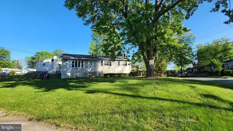 132 Canyon Pl, Capitol Heights, MD 20743