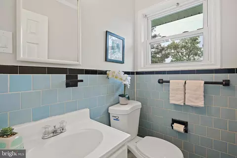 Bath - 1007 7th St, Laurel, MD 20707 photo 2 of 2