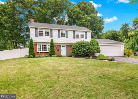 12419 Melling Ln, Bowie, MD 20715