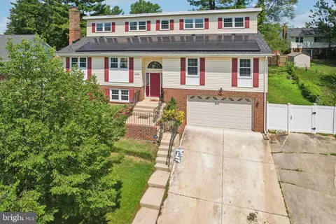 Exterior - 1005 Kings Tree Dr, Bowie, MD 20721 photo 6 of 13