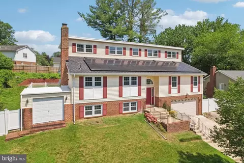 Exterior - 1005 Kings Tree Dr, Bowie, MD 20721 photo 8 of 13