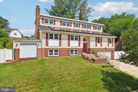 Exterior - 1005 Kings Tree Dr, Bowie, MD 20721 photo 7 of 13