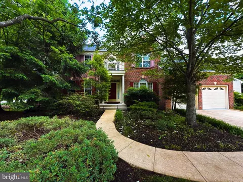 4311 Longleaf Ct, Bowie, MD 20716