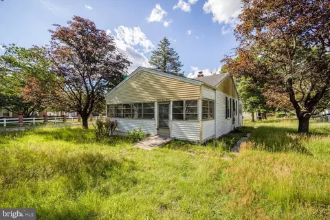 3311 Oak St, Marlboro, MD 20774