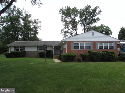11805 Chantilly Ln, Bowie, MD 20721