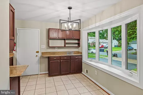 Entry Way - 6411 Darwin Rd, Laurel, MD 20707 photo 3 of 5