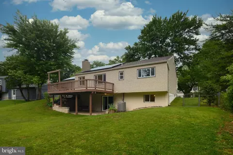 Exterior - 6411 Darwin Rd, Laurel, MD 20707 photo 10 of 11