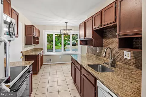 Kitchen - 6411 Darwin Rd, Laurel, MD 20707 photo 1 of 1