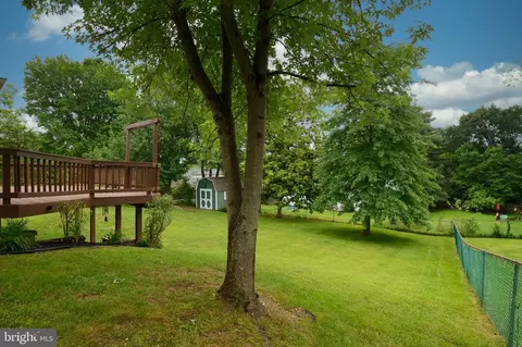 Exterior - 6411 Darwin Rd, Laurel, MD 20707 photo 9 of 11