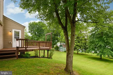 Exterior - 6411 Darwin Rd, Laurel, MD 20707 photo 8 of 11