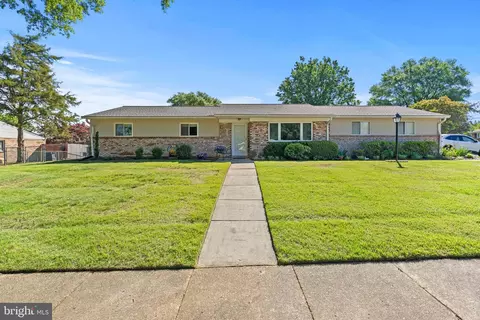 10004 Farrar Ct, Cheltenham, MD 20623