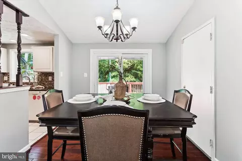 Dining - 6711 Woodstream Dr, Lanham, MD 20706 photo 2 of 4