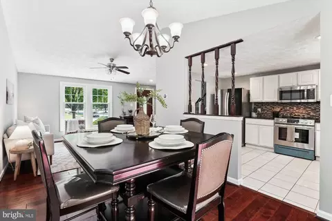 Dining - 6711 Woodstream Dr, Lanham, MD 20706 photo 4 of 4