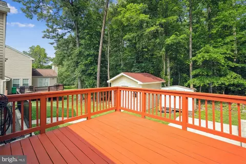 Exterior - 6711 Woodstream Dr, Lanham, MD 20706 photo 4 of 12