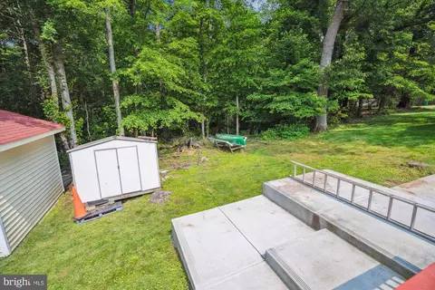 Exterior - 6711 Woodstream Dr, Lanham, MD 20706 photo 11 of 12