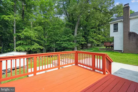 Exterior - 6711 Woodstream Dr, Lanham, MD 20706 photo 3 of 12
