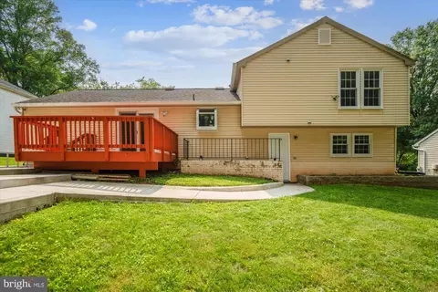 Exterior - 6711 Woodstream Dr, Lanham, MD 20706 photo 10 of 12