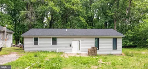 5627 Oakford Rd, Capitol Heights, MD 20743
