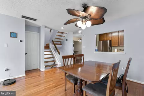 6940 Mayfair Ter, Laurel, MD 20707 photo 9