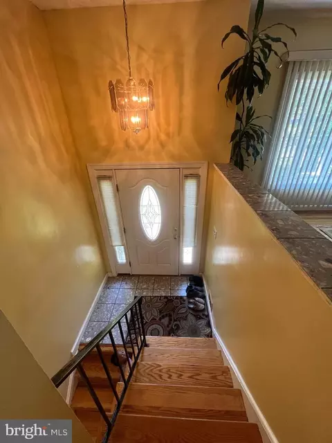 Entry Way - 7001 Kepner Ct, Lanham, MD 20706 photo 3 of 6