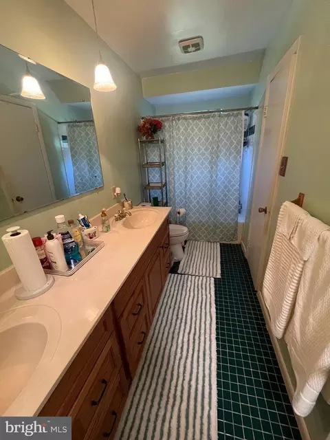 Bath - 7001 Kepner Ct, Lanham, MD 20706 photo 1 of 3